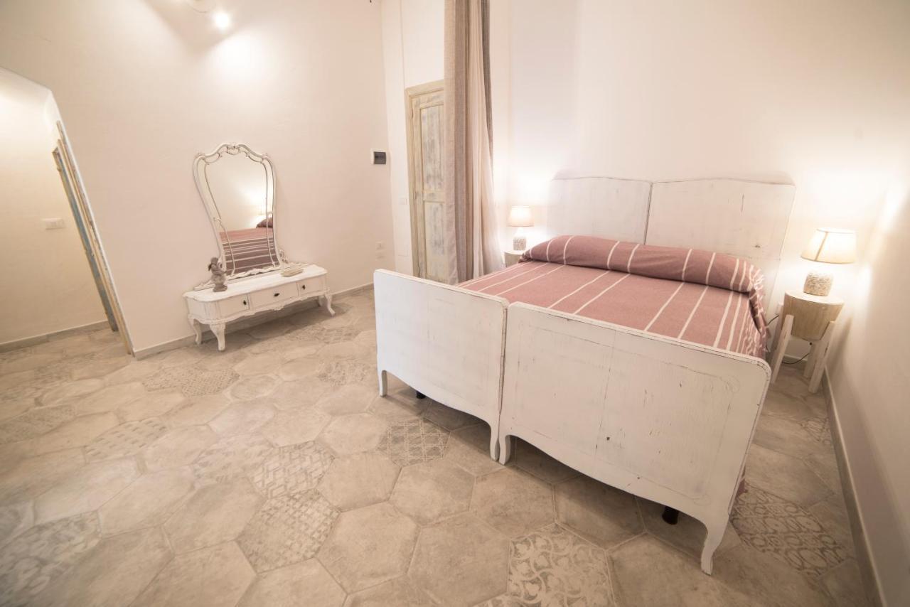Aria Di Vico Aparthotel Vico Del Gargano Exterior foto
